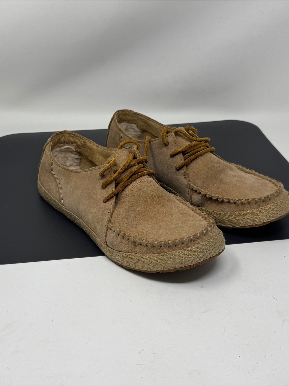UGG azin moccasin size 7